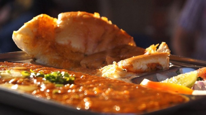 A good plate of Indian Dishes : Pav Bhaji 