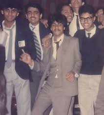 Shah Rukh Khan In College